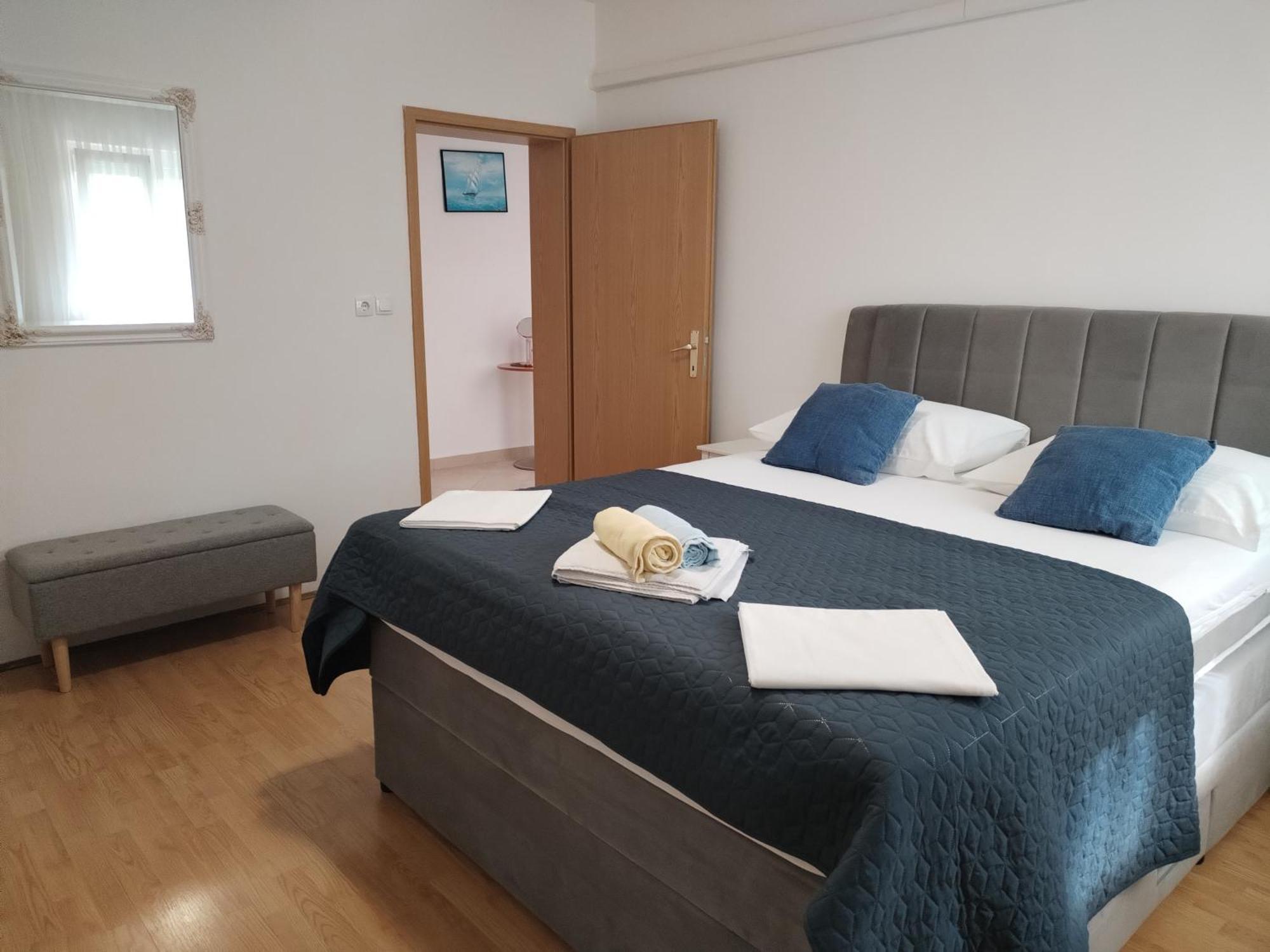 Gvacic Appartement Rab Town